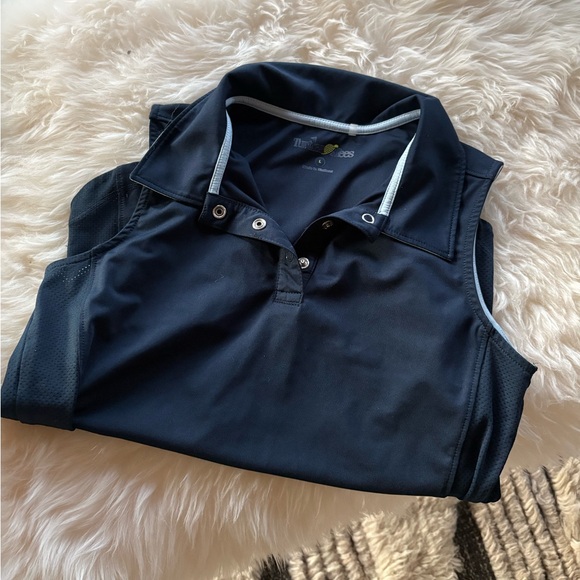 Tiered tennis/golf skort with matching sleeveless top - Picture 5 of 6